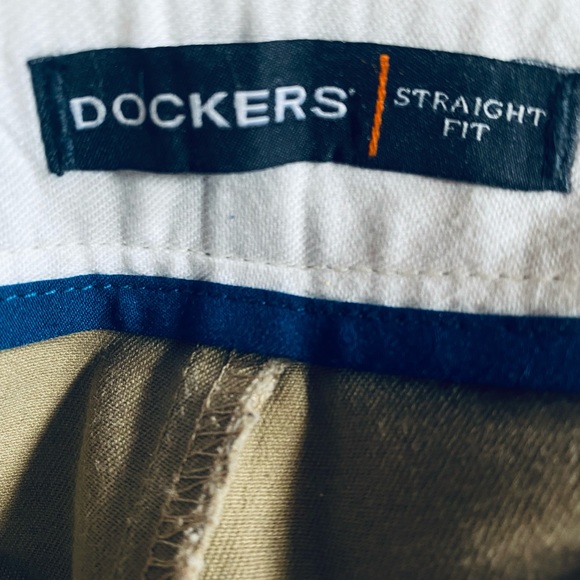 DOCKERS DRESS PANTS Size 36 x 30 - Picture 6 of 6